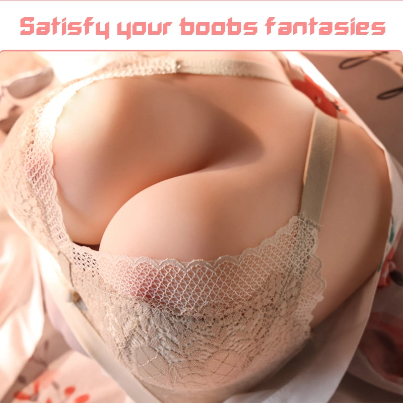 Carmen:Ultraweiche Premium-Silikon-Große Titten Mit Vagina